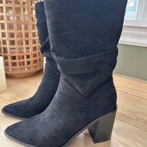 LULUS Penelope vegan Suede